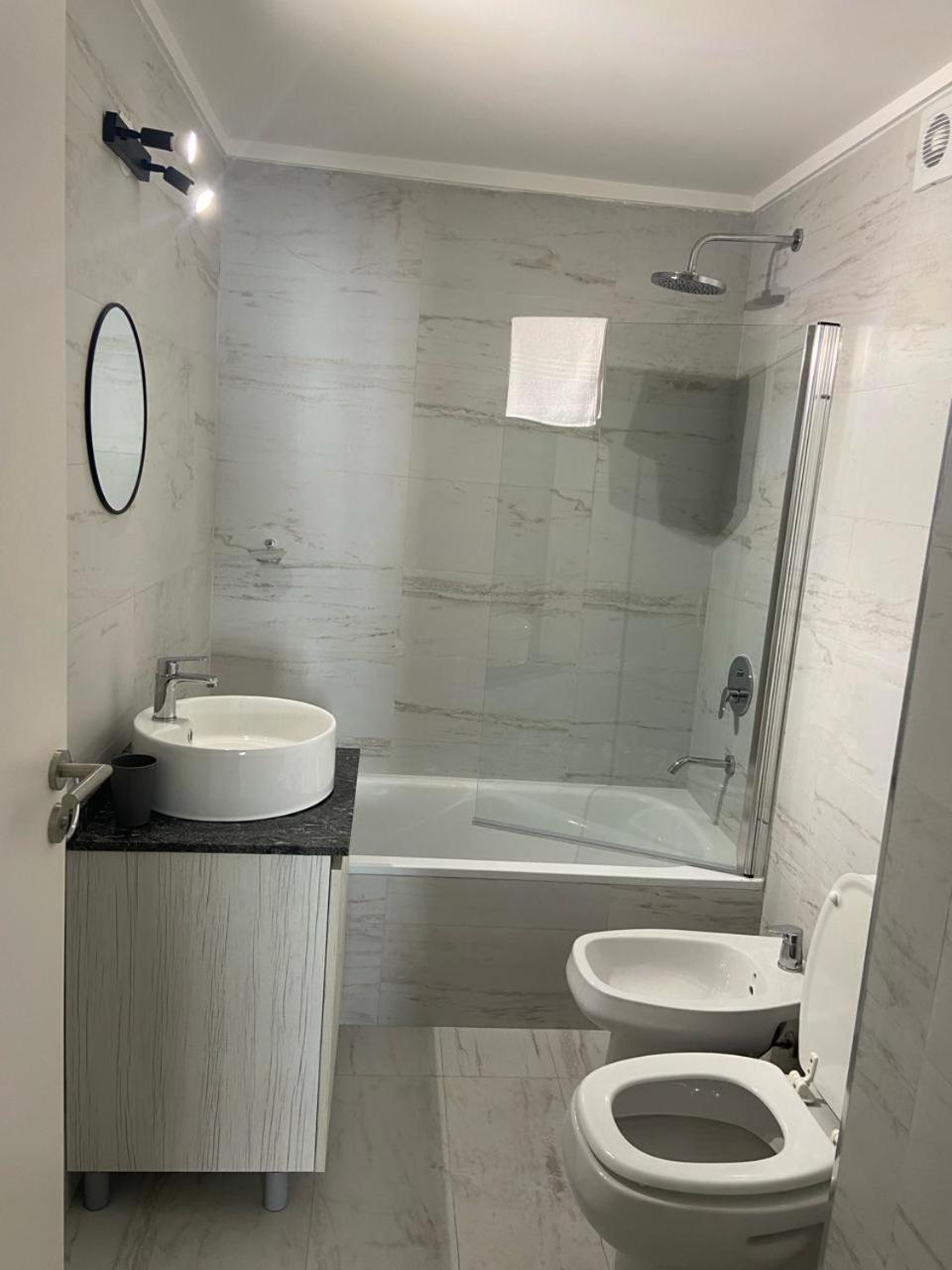 Crystal Lavalle 1725 Apartment Buenos Aires